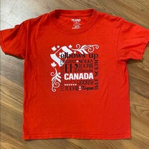 🚨2/$15. Canada Graphic Tee. Size Small